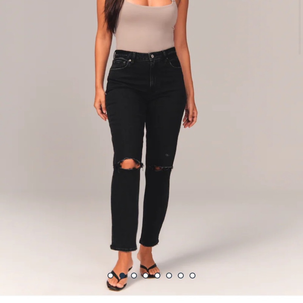 Abercrombie Curve Love High Rise Mom jeans